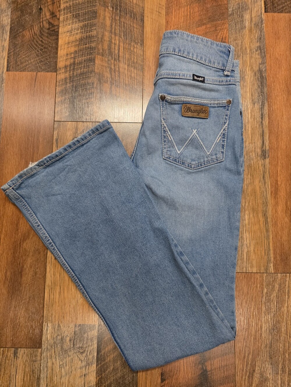 Wrangler Women's Flare Leg Jeans